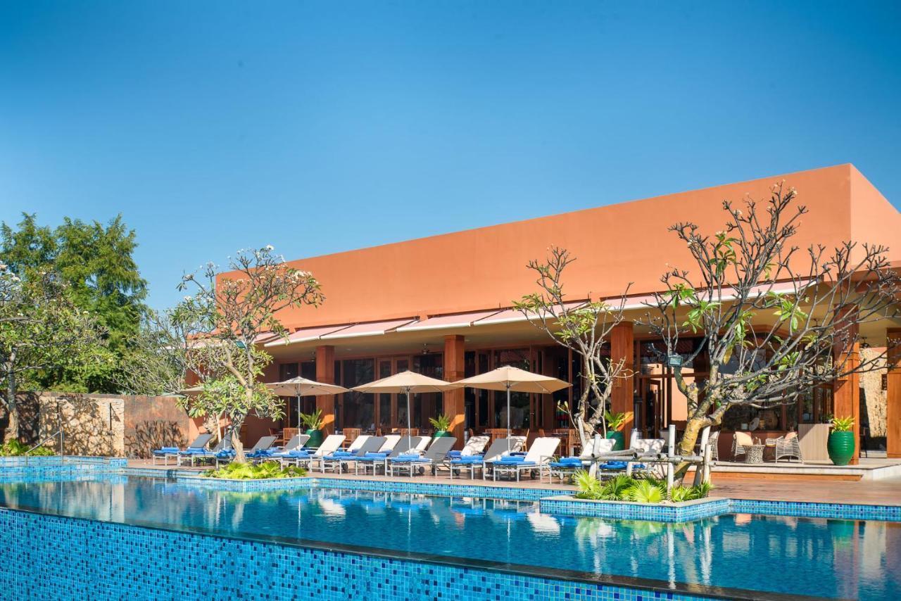 Novotel Inle Lake Myat Min Exteriör bild
